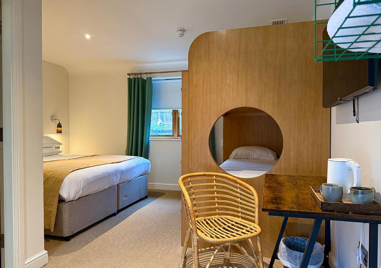 Hotel The Ridings At Theobalds Park à Goff's Oak Extérieur photo
